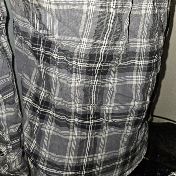 SO Womans Long Sleeve Flannel Size S - Picture 9 of 11